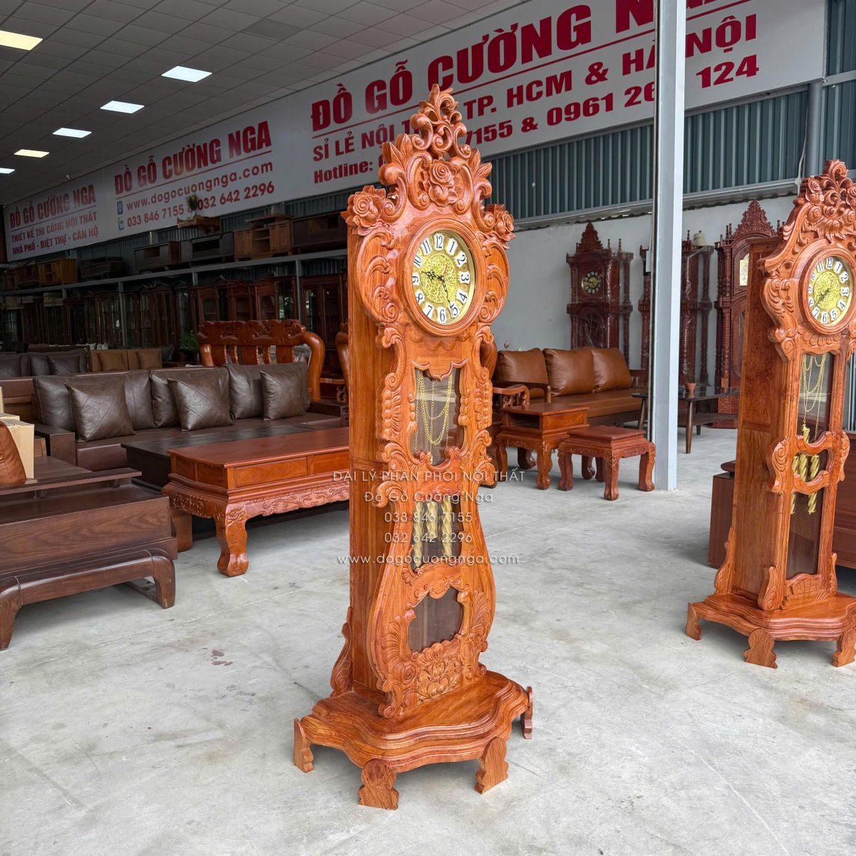 đồng hồ gỗ hương đá