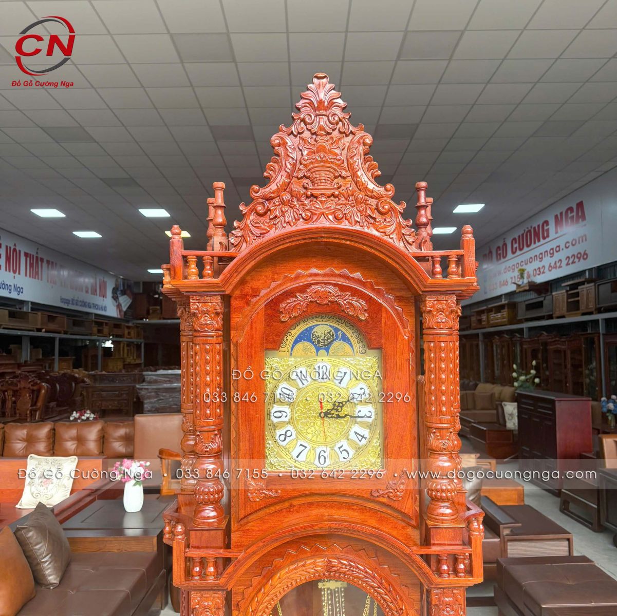 Đồng hồ cây gỗ Hương Đá mẫu tháp cao 2m3