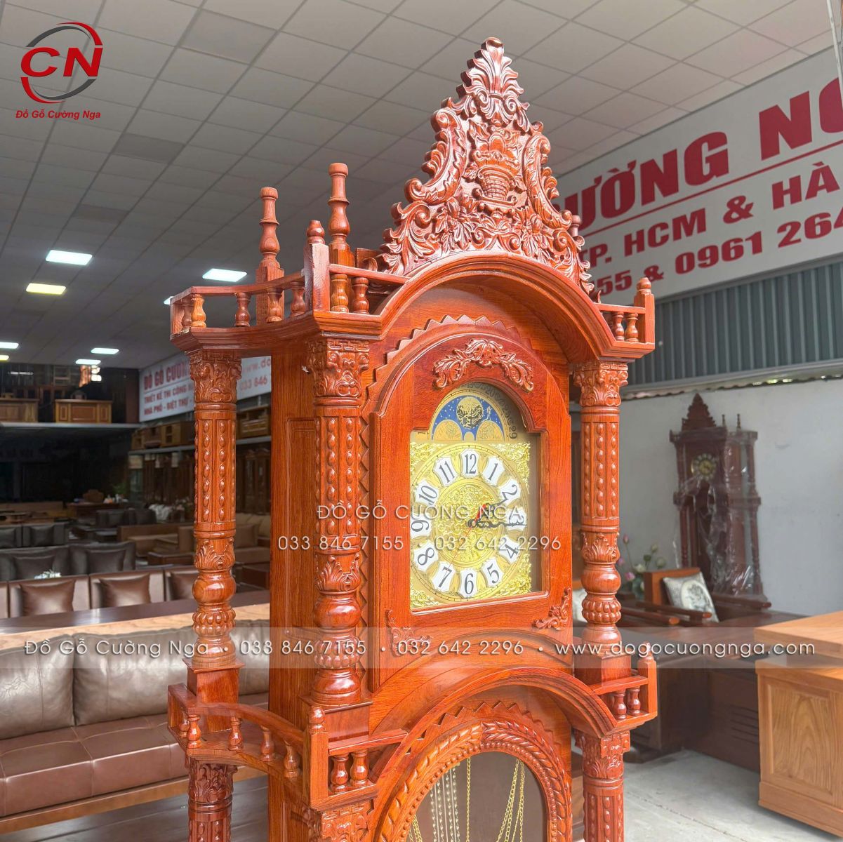 Đồng hồ cây gỗ Hương Đá mẫu tháp cao 2m3