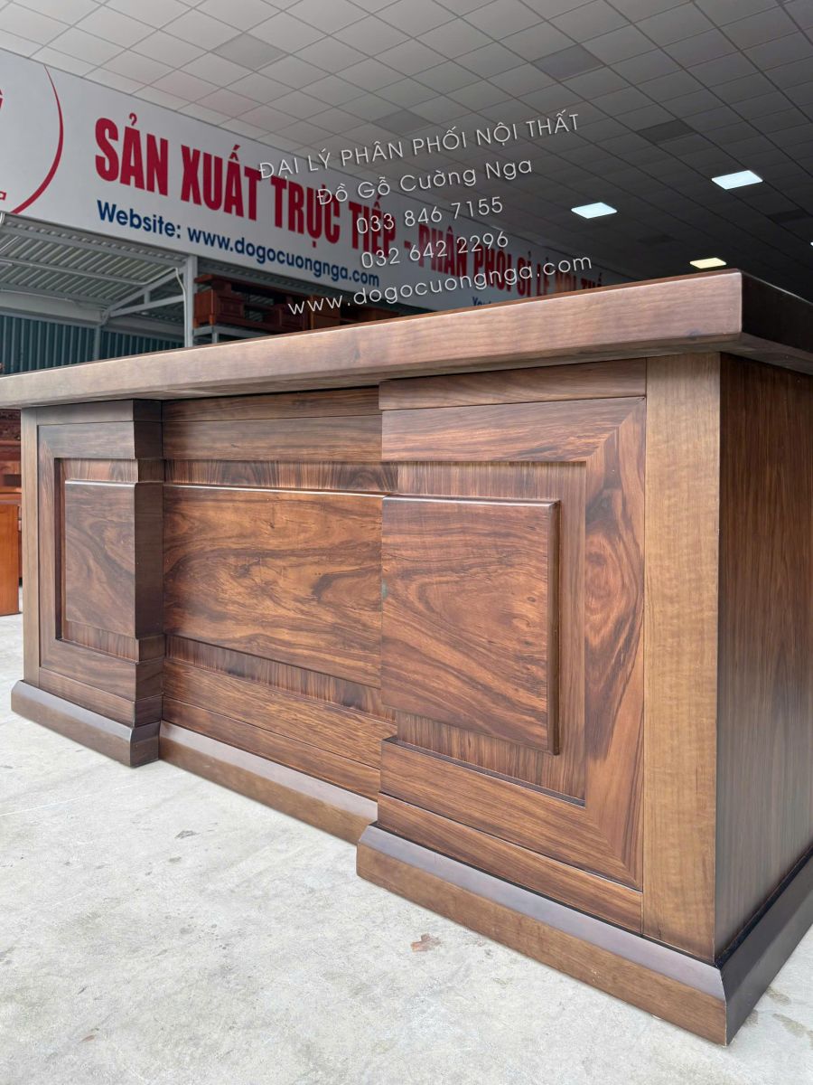 bàn làm việc giám đốc gỗ hương xám