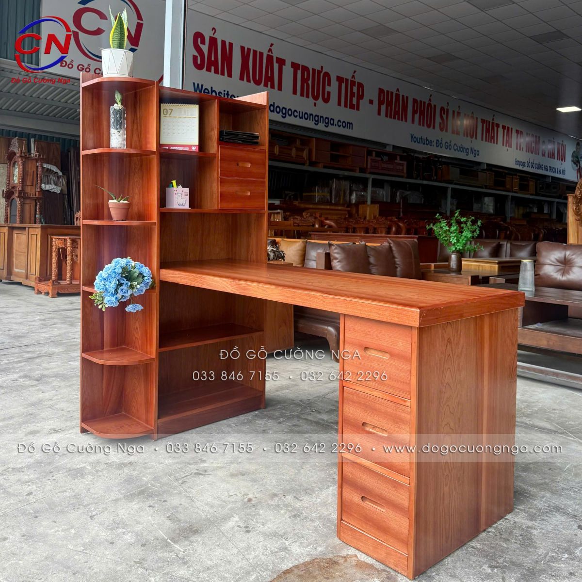 bàn làm việc gỗ xoan dào 1m6 kèm kệ hiện đại
