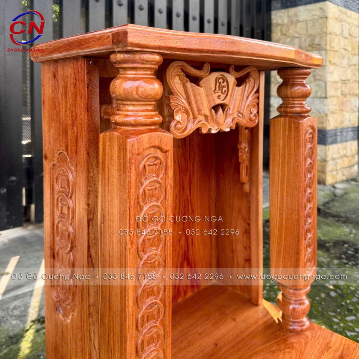 Bàn Thờ Ông Địa Gỗ Hương Đá Mẫu Cột Vuông Chạm Đồng Tiền