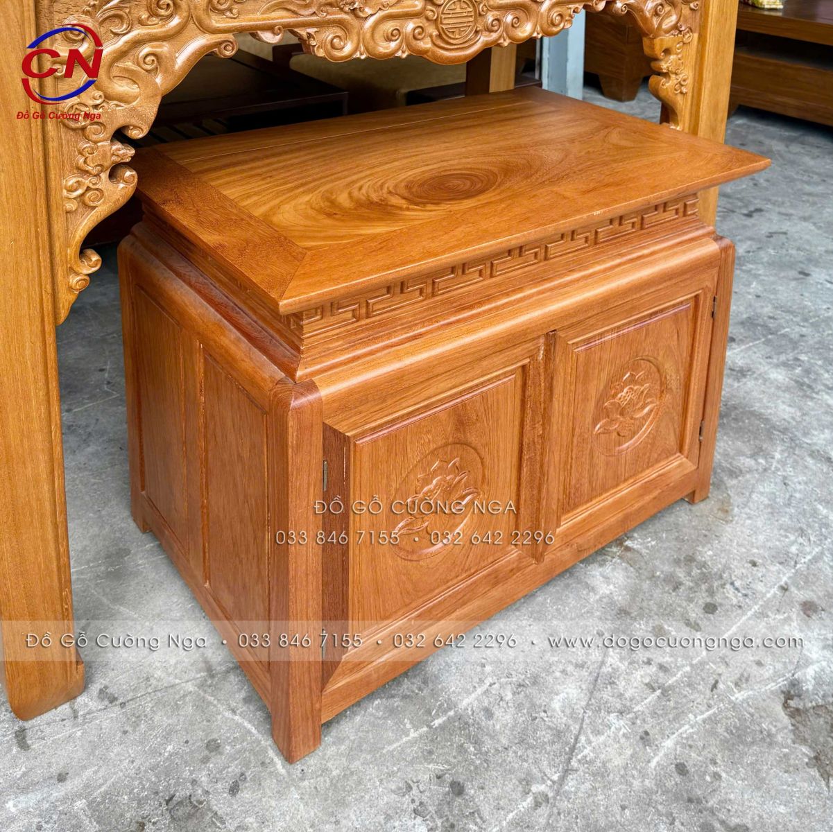 bàn thờ gỗ gõ đỏ 