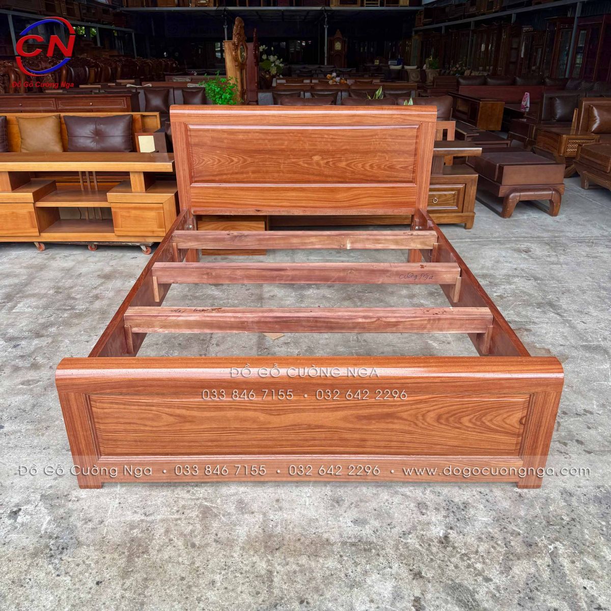 thang giường của giường ngủ gỗ Cẩm Vân