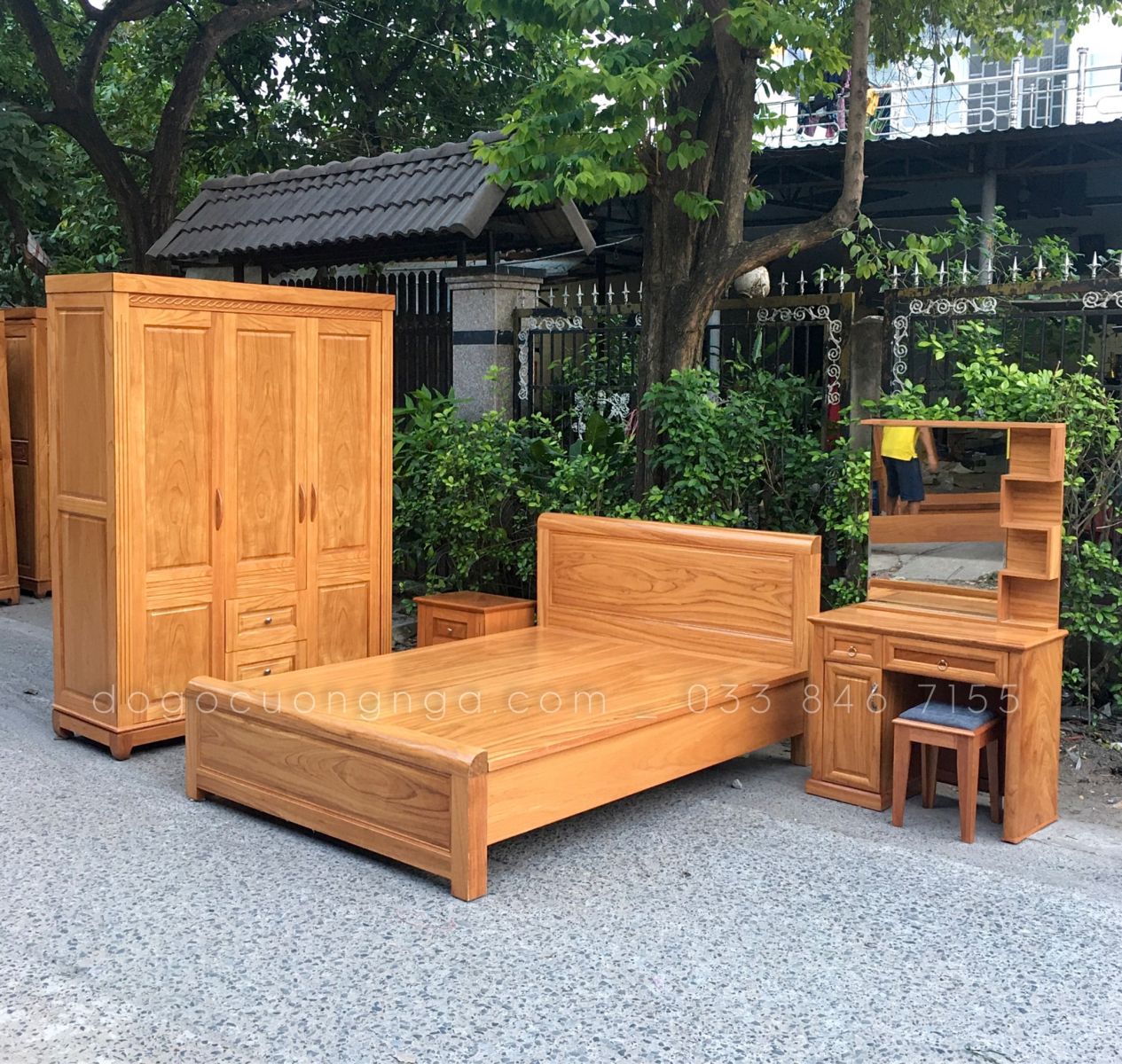 Ấn Tượng 4 Mẫu Combo Phòng Ngủ Gỗ Gõ Đỏ Đep, Giá Hợp Lý 