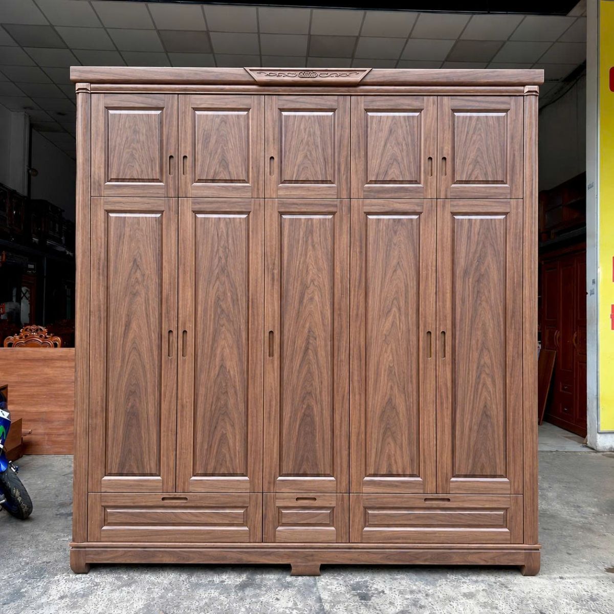 Tủ Quần Áo Gỗ Óc Chó 5 Cánh 2 Tầng 