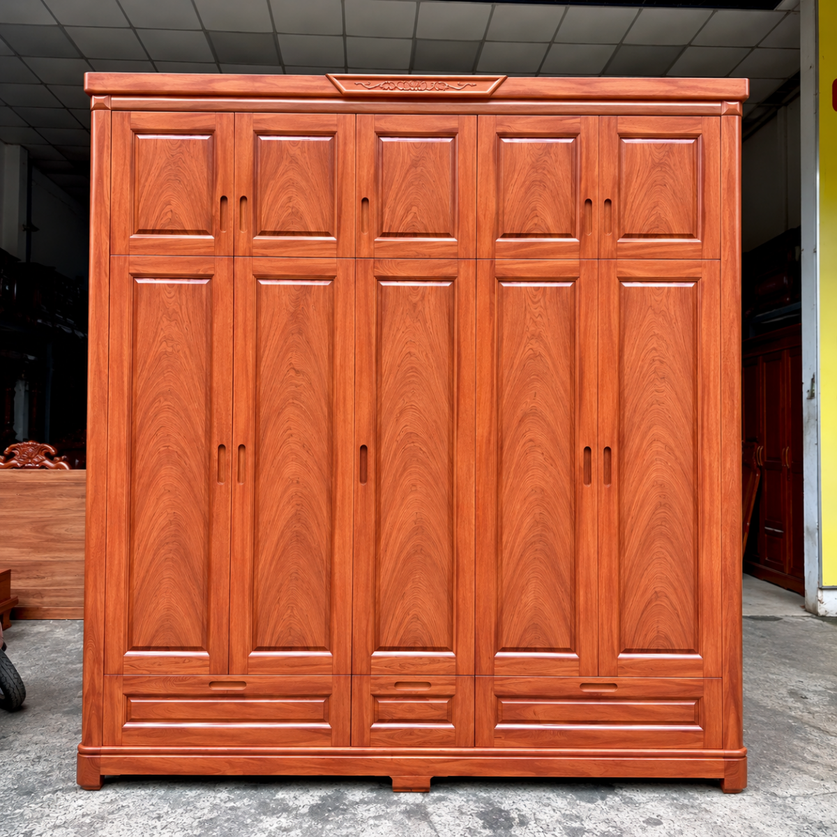 Tủ Quần Áo Gỗ Hương Đá 5 Cánh 2 Tầng Két Âm