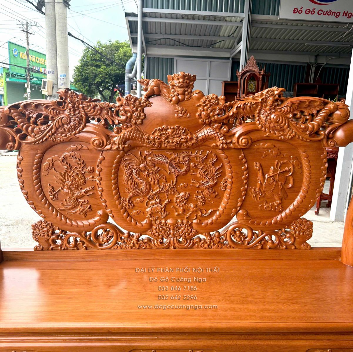 salon gỗ gõ đỏ