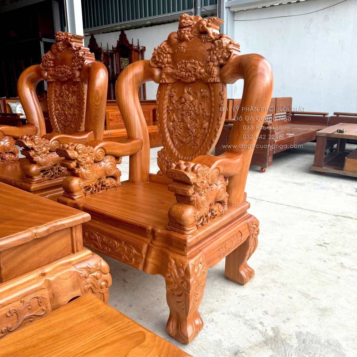 salon gỗ gõ đỏ