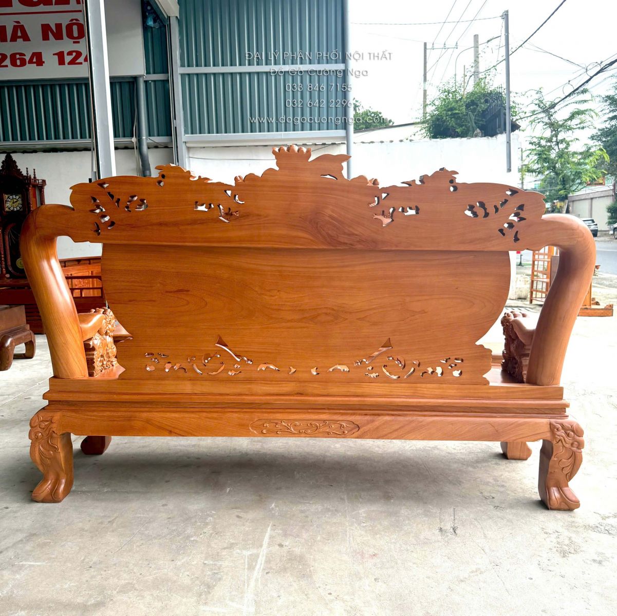 salon gỗ gõ đỏ