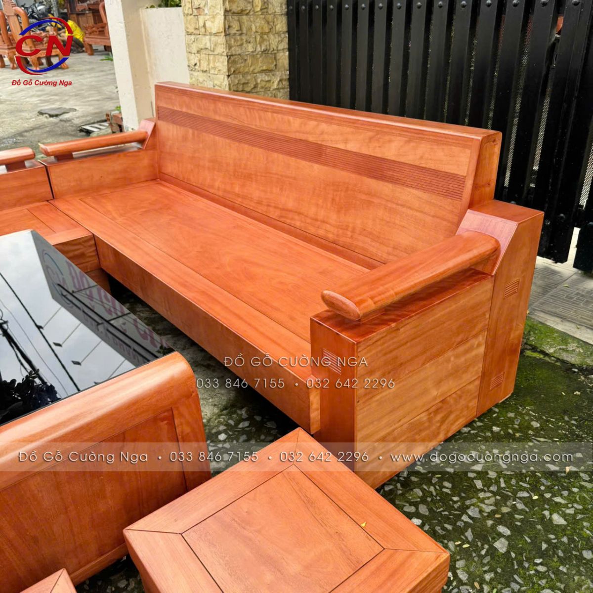 Sofa Gỗ Đinh Hương Góc L Đổi Chiều Kèm Bàn Boom
