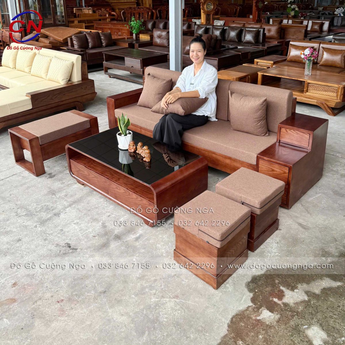 sofa văng 2m3 gỗ sồi màu óc chó kèm nệm vải