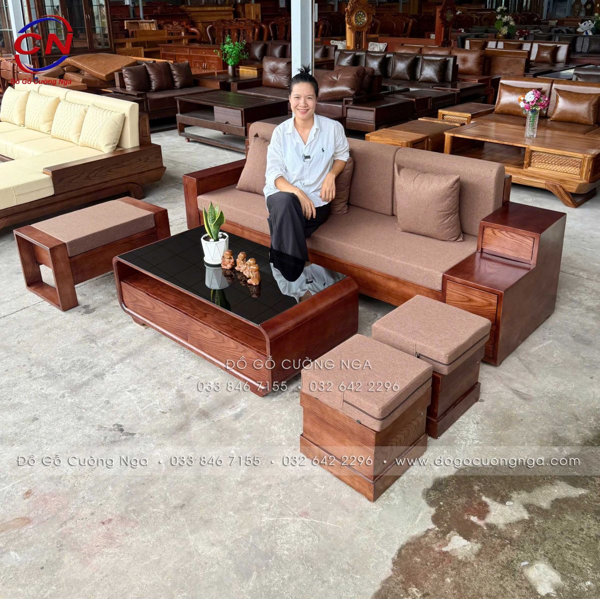 sofa văng 2m3 gỗ sồi màu óc chó kèm nệm vải
