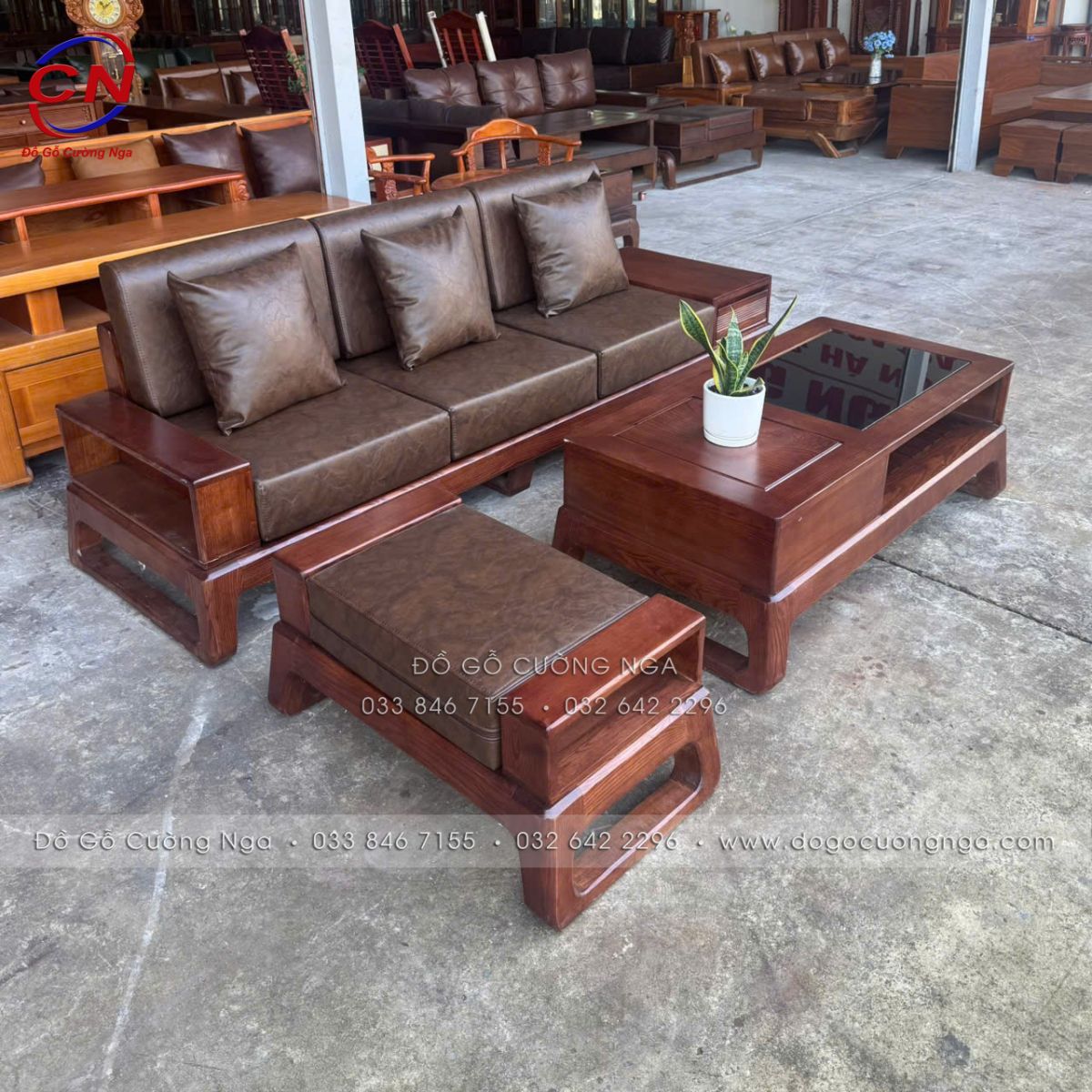 Sofa Văng Chân Choãi Gỗ Sồi Màu Óc Chó