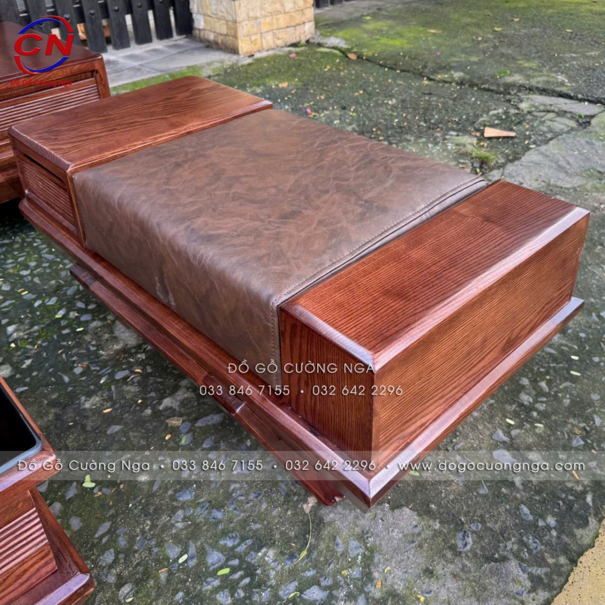 Sofa Văng Gỗ Sồi Nga Chân Thuyền Màu Óc Chó Kèm Nệm Cao Cấp