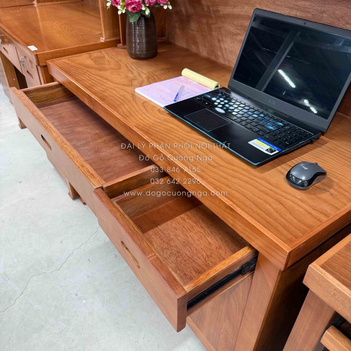 Bàn học sinh gỗ xoan đào kèm giá sách 