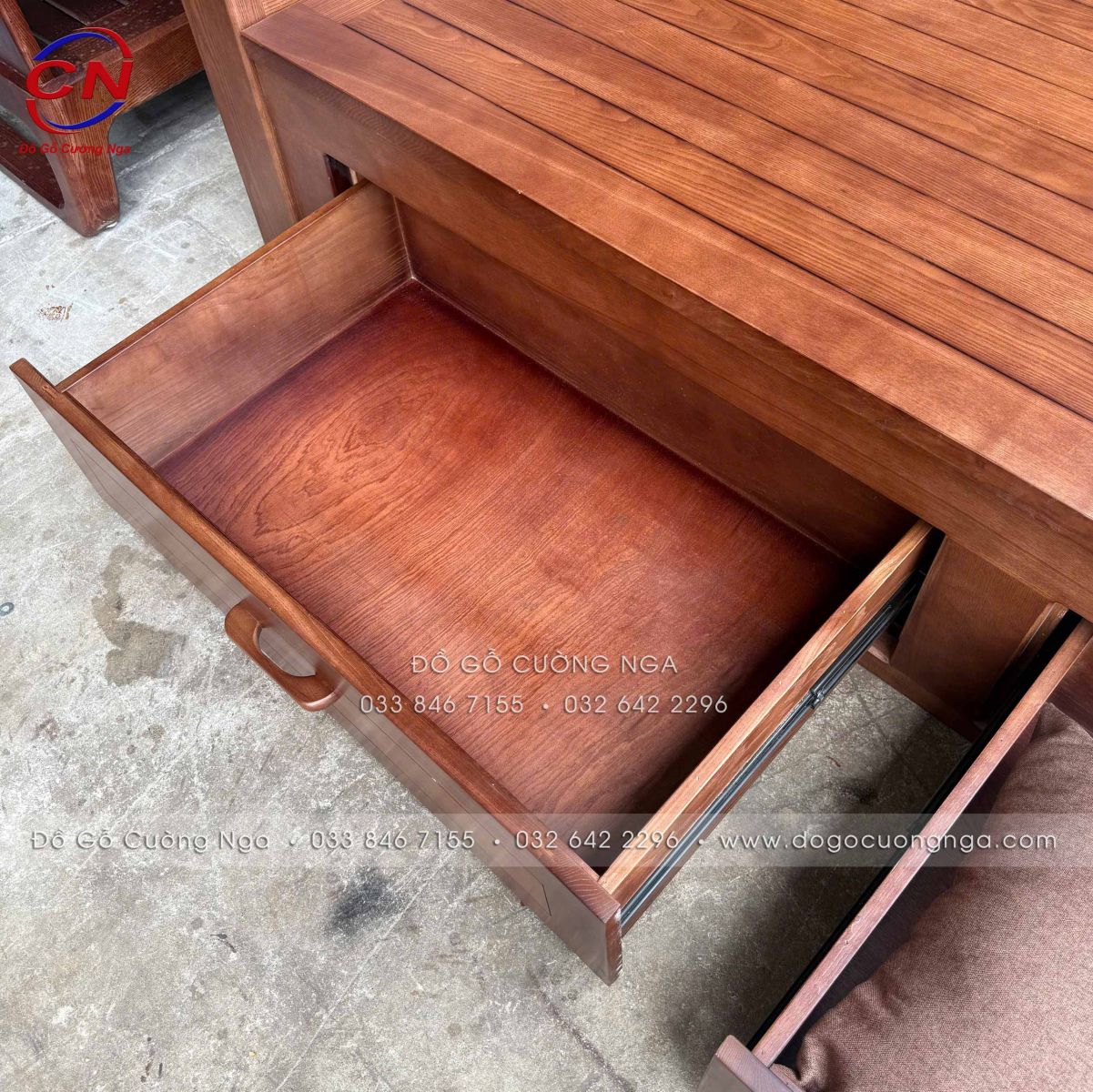 giường ngủ gỗ Sồi màu Óc Chó 2 ngăn kéo