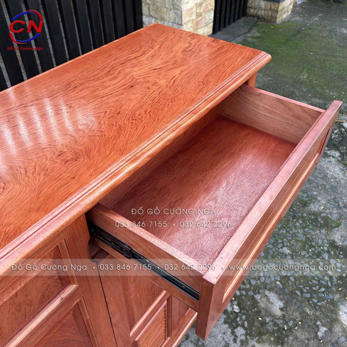 Tủ giày dép gỗ Hương Đá 3 cánh