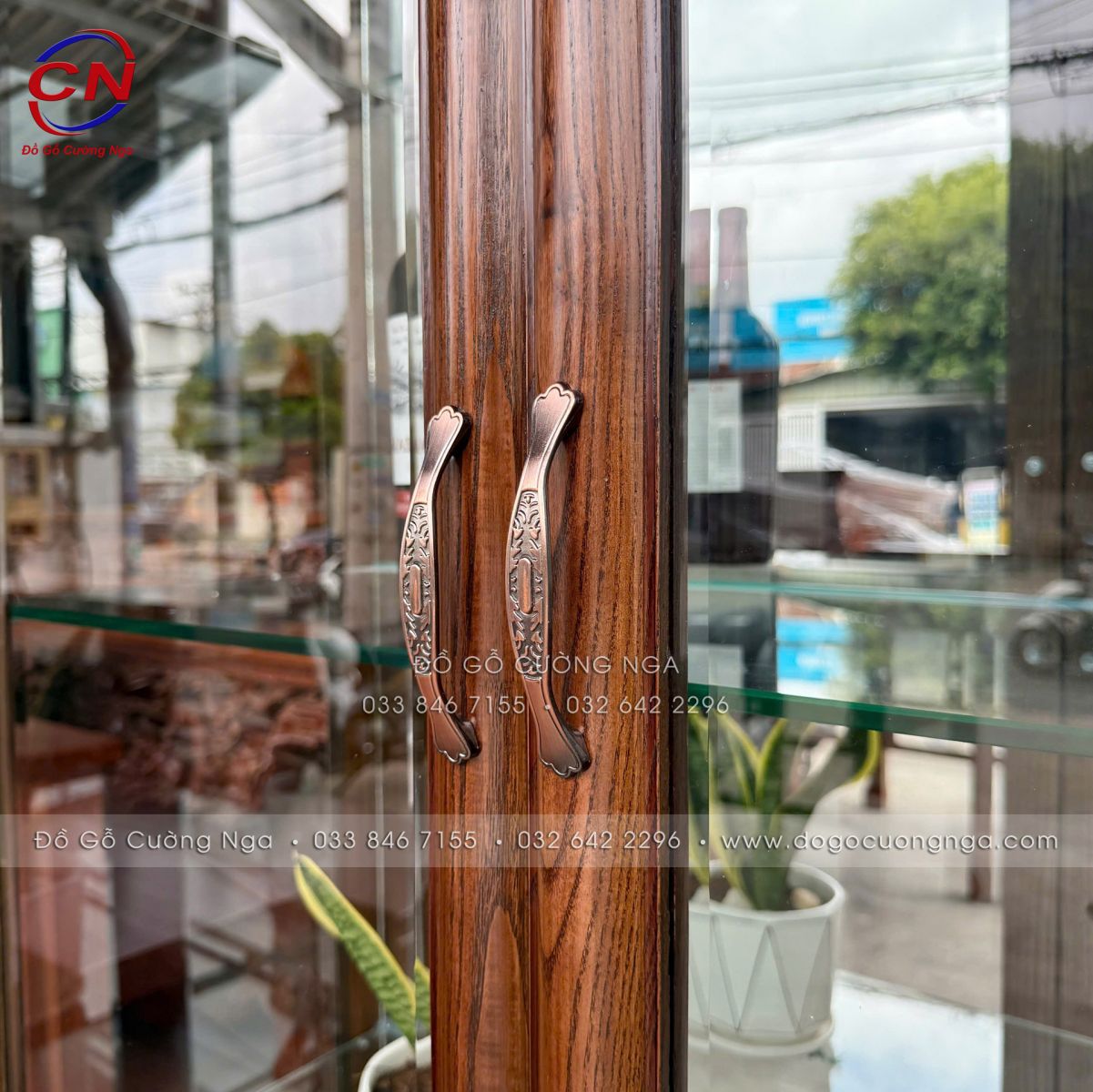 tủ rượu gỗ sồi 2 cánh kính