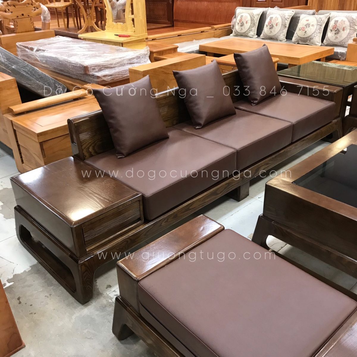 Bàn ghế sofa gỗ sồi nga màu óc chó cao cấp