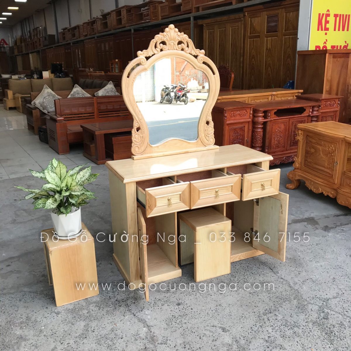 Bàn trang diểm gỗ sồi nga 80 cm