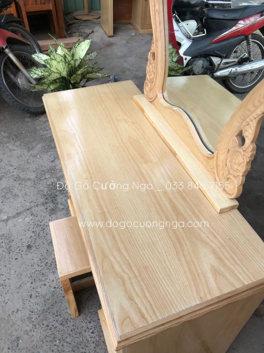Bàn trang diểm gỗ sồi nga 1m
