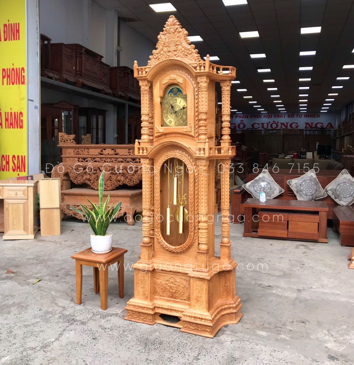 Đồng hồ cây gỗ gõ đỏ mẫu tháp cao 2m1
