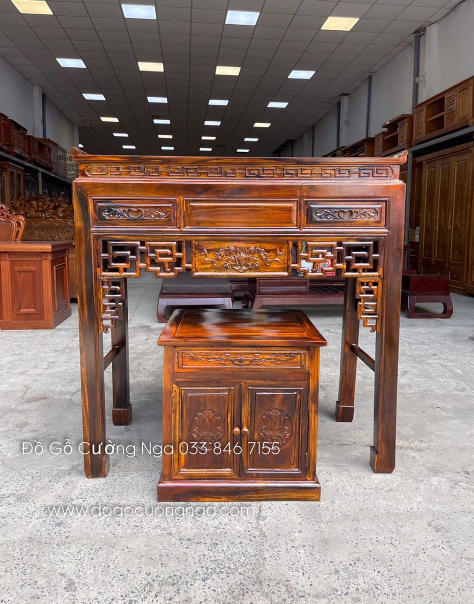 bàn thờ gỗ 