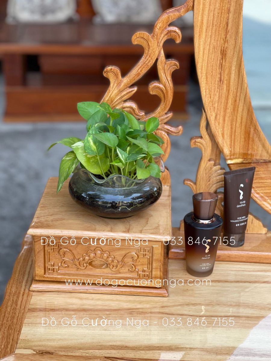 bàn trang điểm gỗ gõ đỏ 