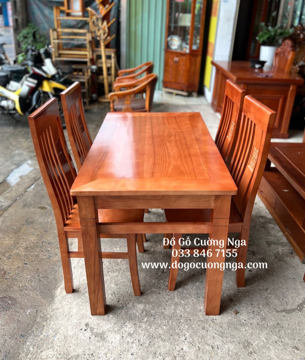 Bàn ăn gỗ sồi 4 ghế