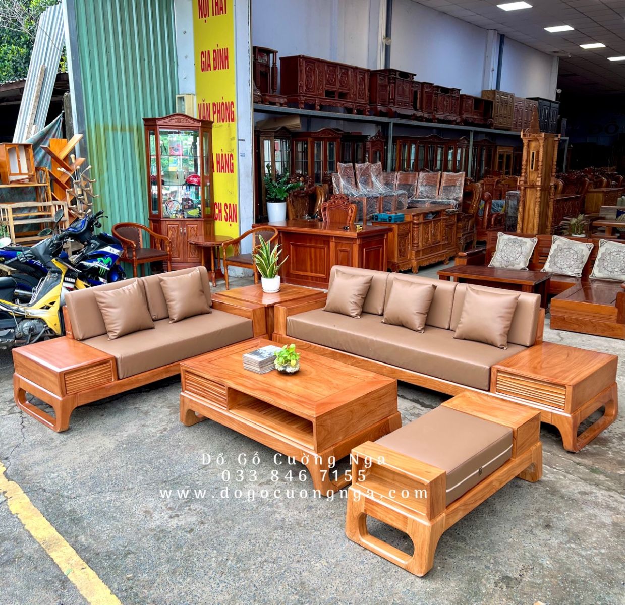 sofa gỗ sồi nga lau màu gõ đỏ