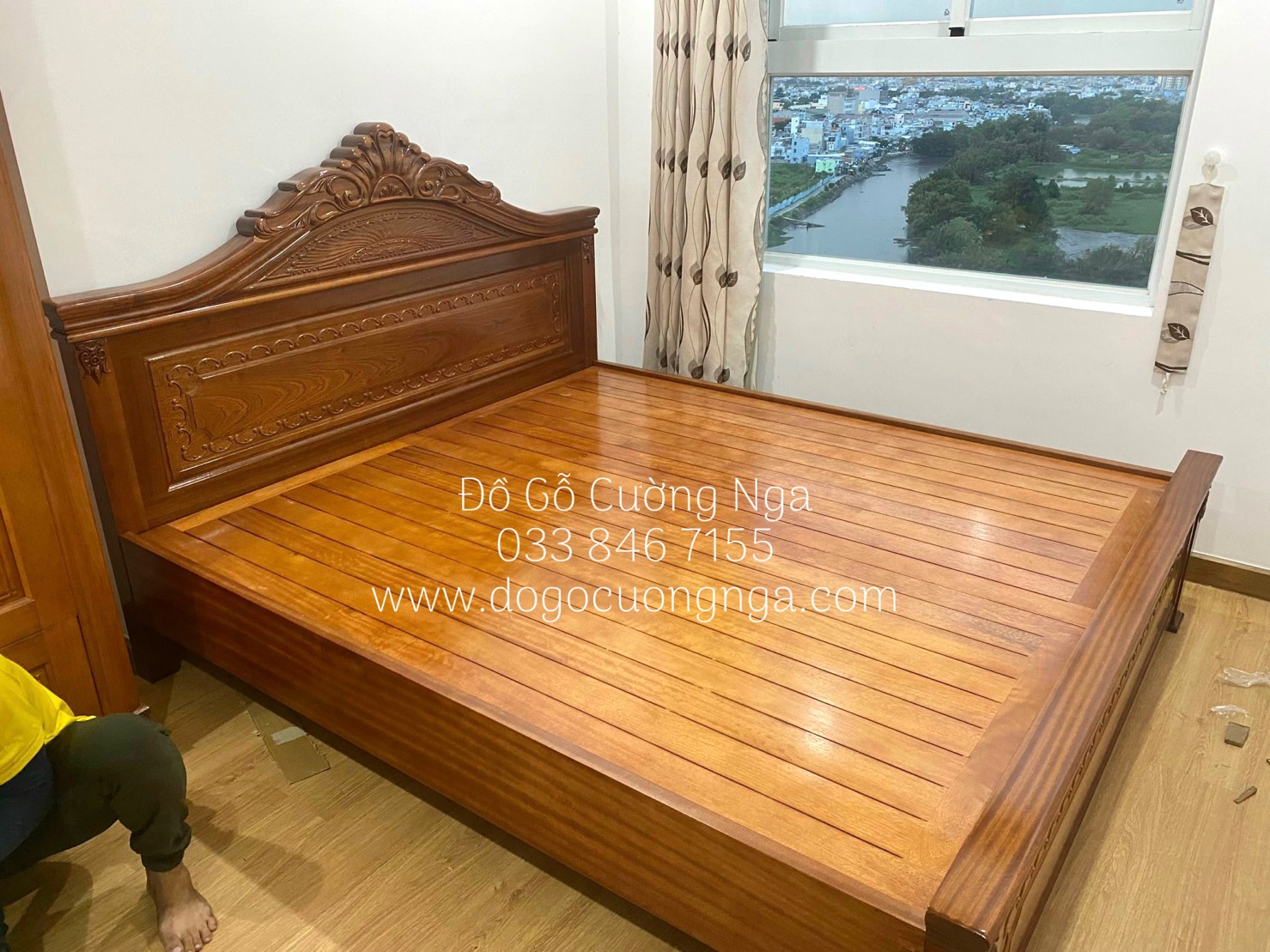 giường gỗ xoan đào 