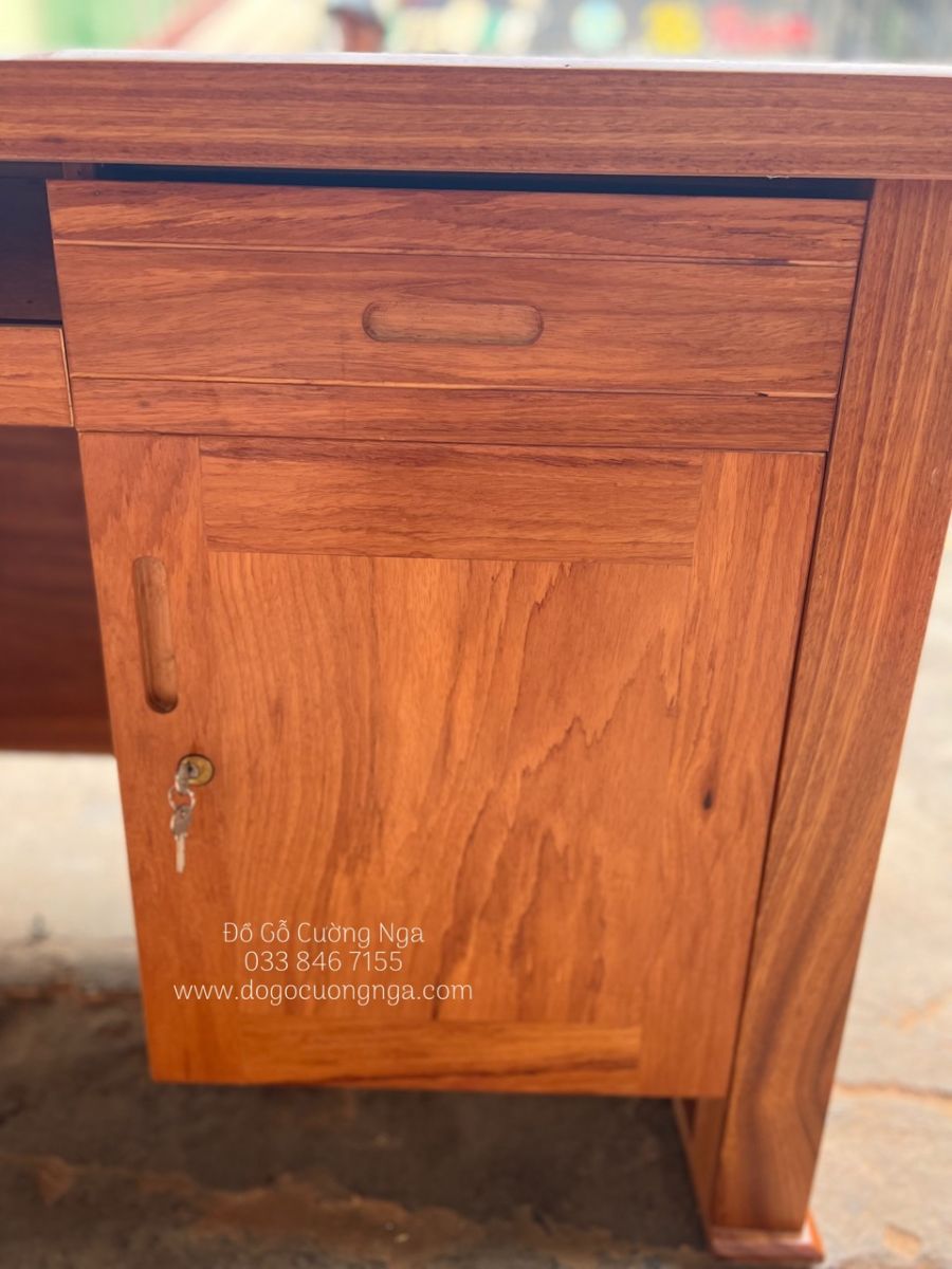 bàn làm việc gỗ gõ đỏ 1m2 