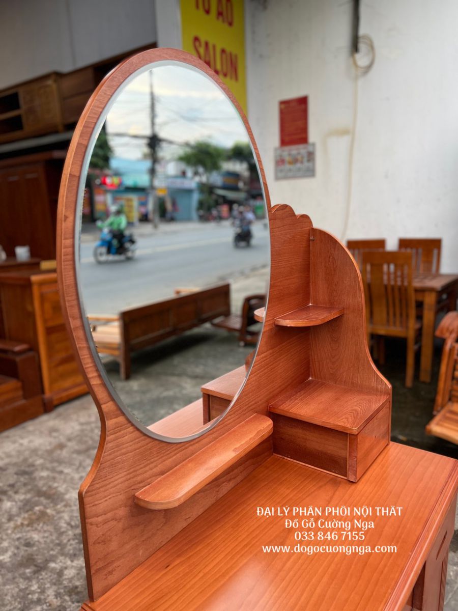 ban trang diem go xoan dao 