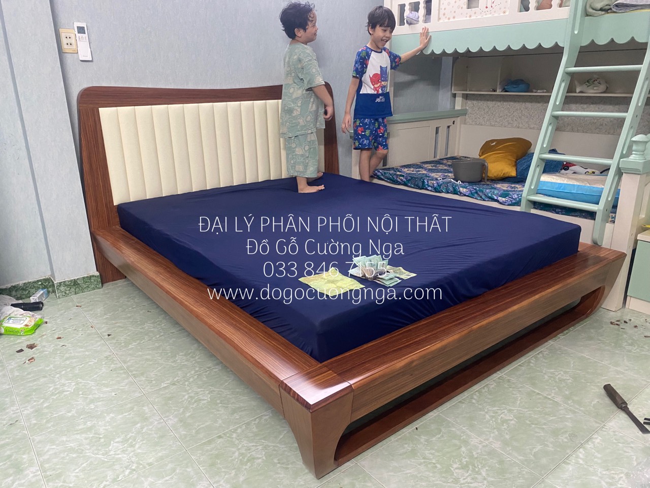 giuong go kieu nhat