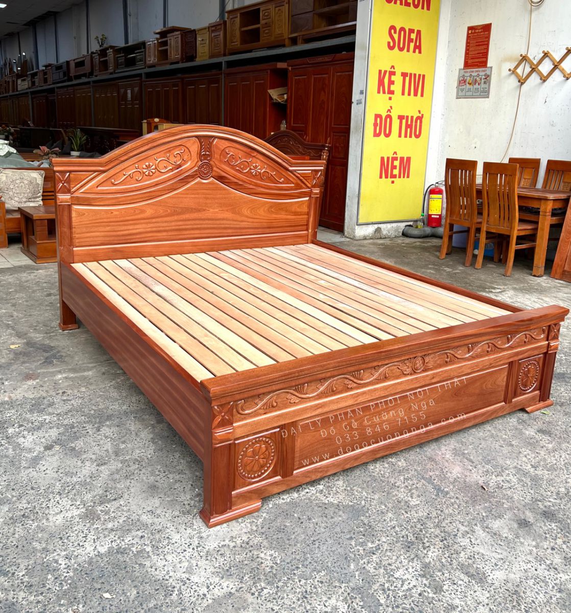 giuong go xoan dao 