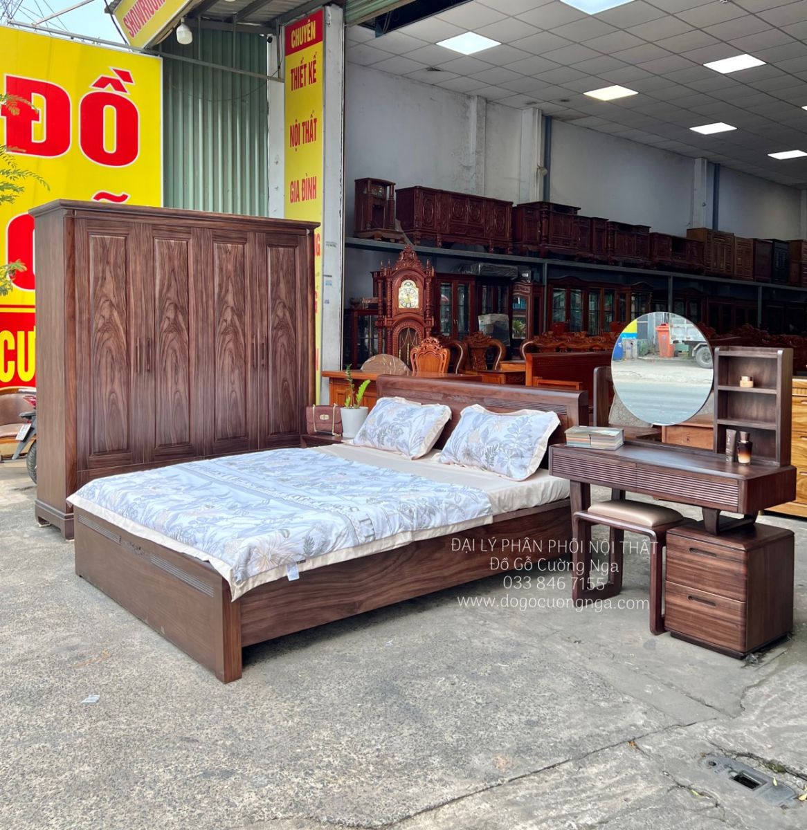 ban trang diem go tu nhien 