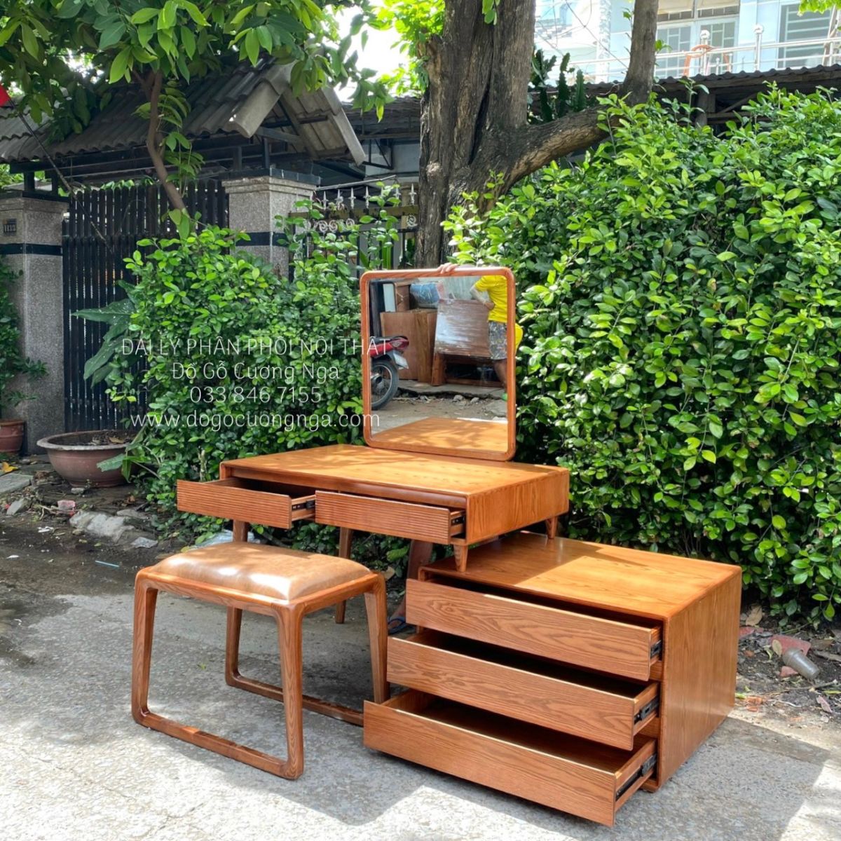 ban trang diem go soi 