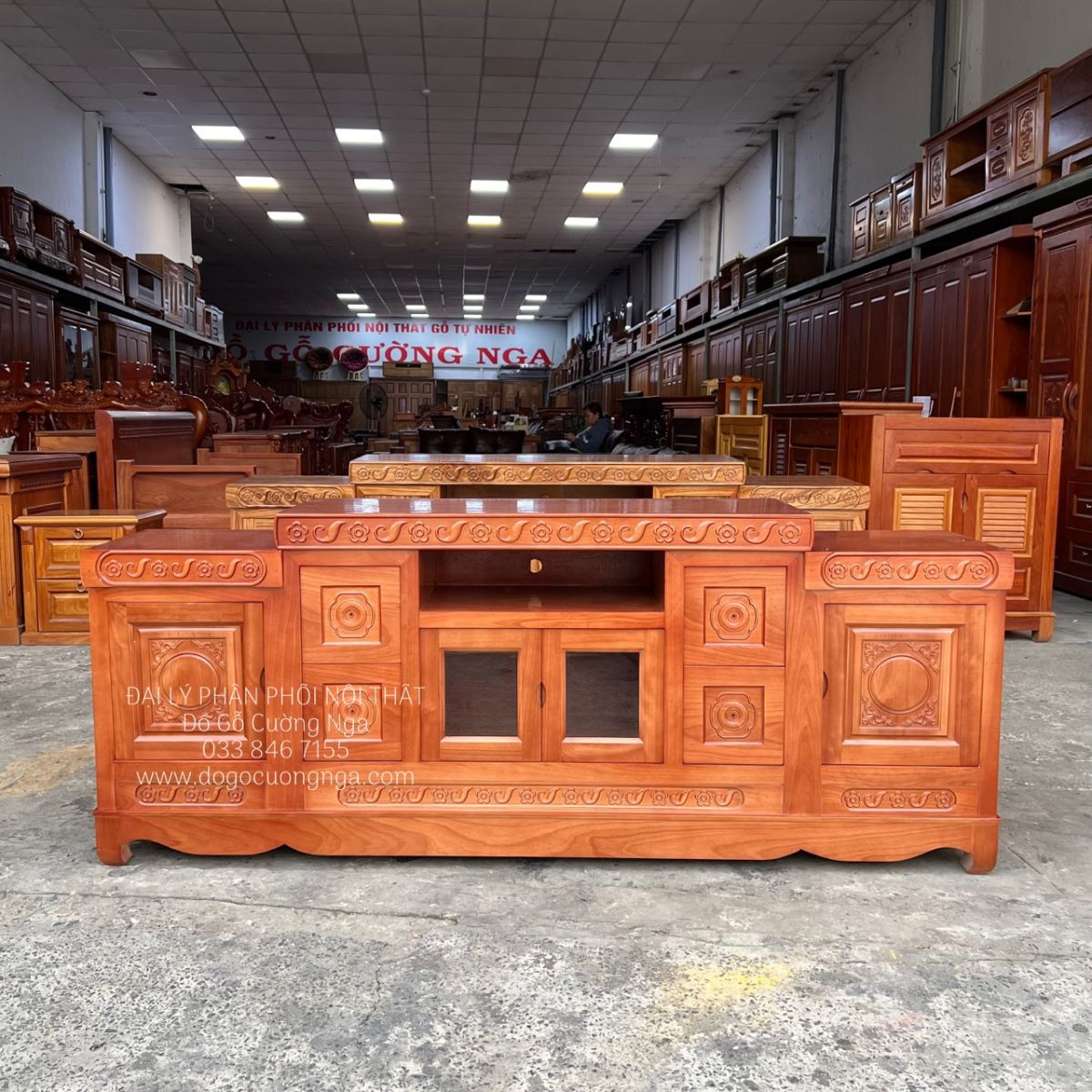 KỆ TIVI GỖ XOAN ĐÀO