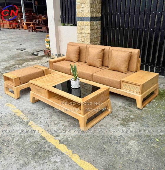 Sofa Văng Choãi Gỗ Sồi Nga Màu Tự Nhiên Cho Phòng Khách Sáng Thoáng