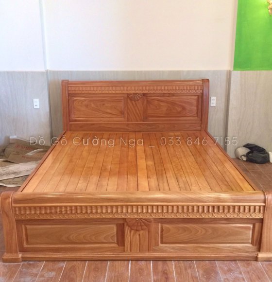 Giường gỗ gõ đỏ mẫu quạt giao khách ( Gò Vấp ) 