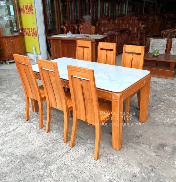 Bộ bàn ăn gỗ Sồi Nga 6 ghế mặt đá - lau màu gõ đỏ chân soi 