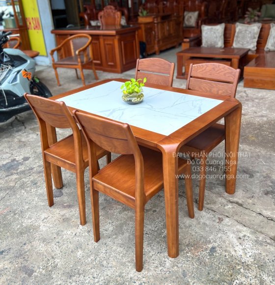 Bộ bàn ăn 4 ghế gỗ sồi mặt đá - màu óc chó sơn inche cao cấp 