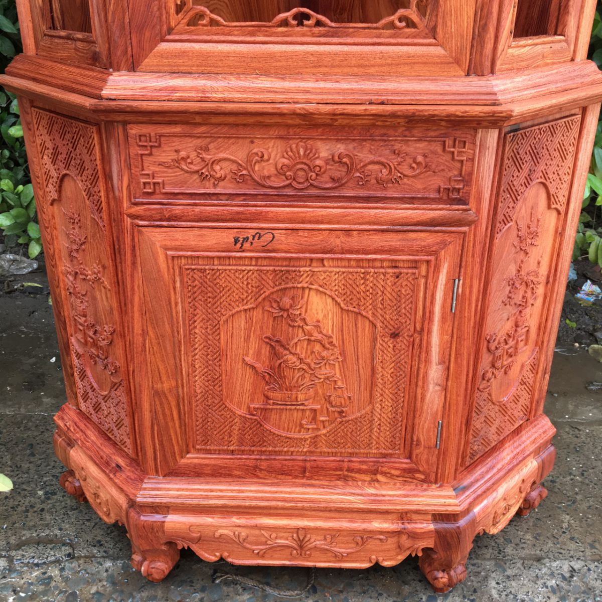 https://dogocuongnga.com/san-pham/tu-ruou-goc-60cm-go-huong-da.html