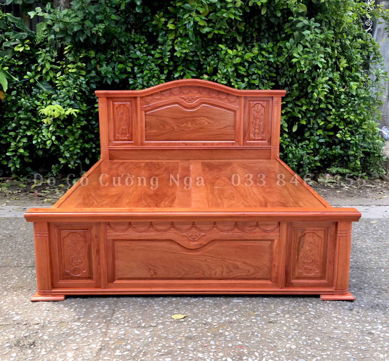 giường gỗ hương đá