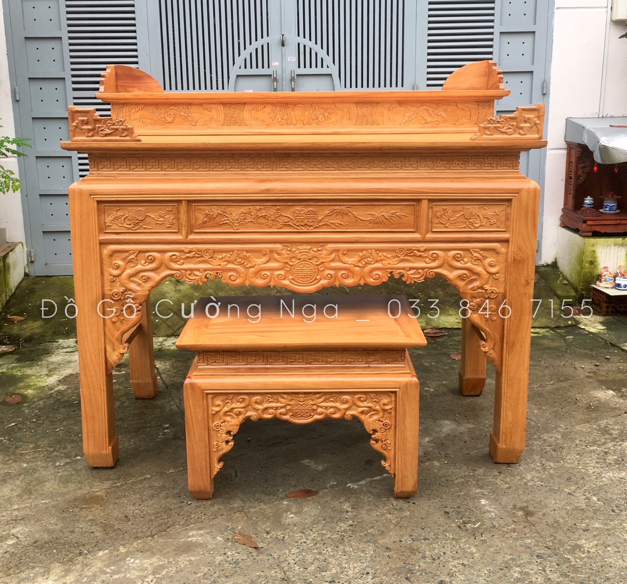 bàn thờ gia tiên gỗ gõ đỏ 