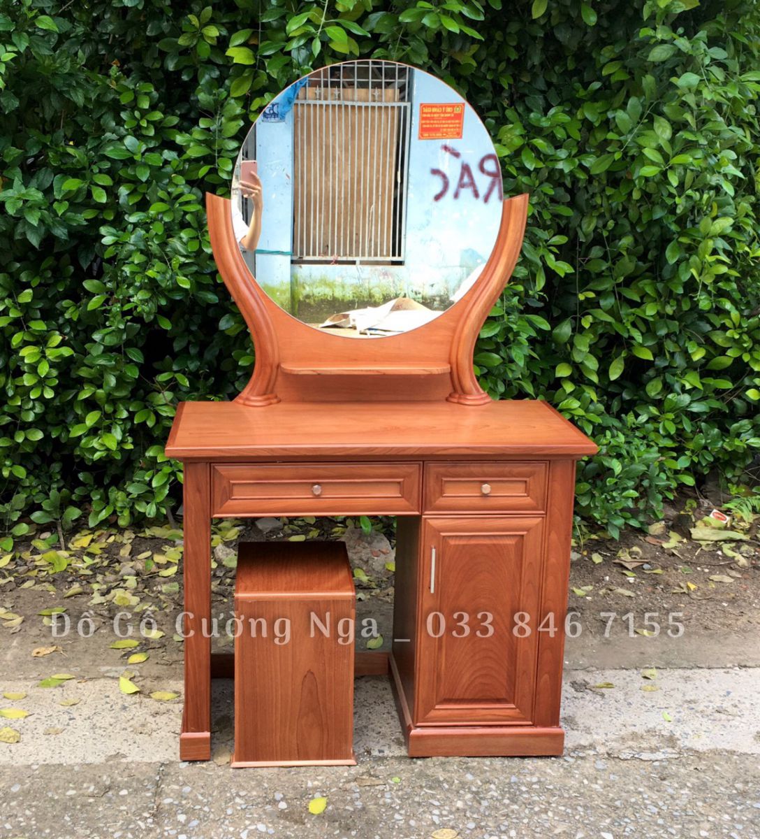 bàn trang điểm gỗ