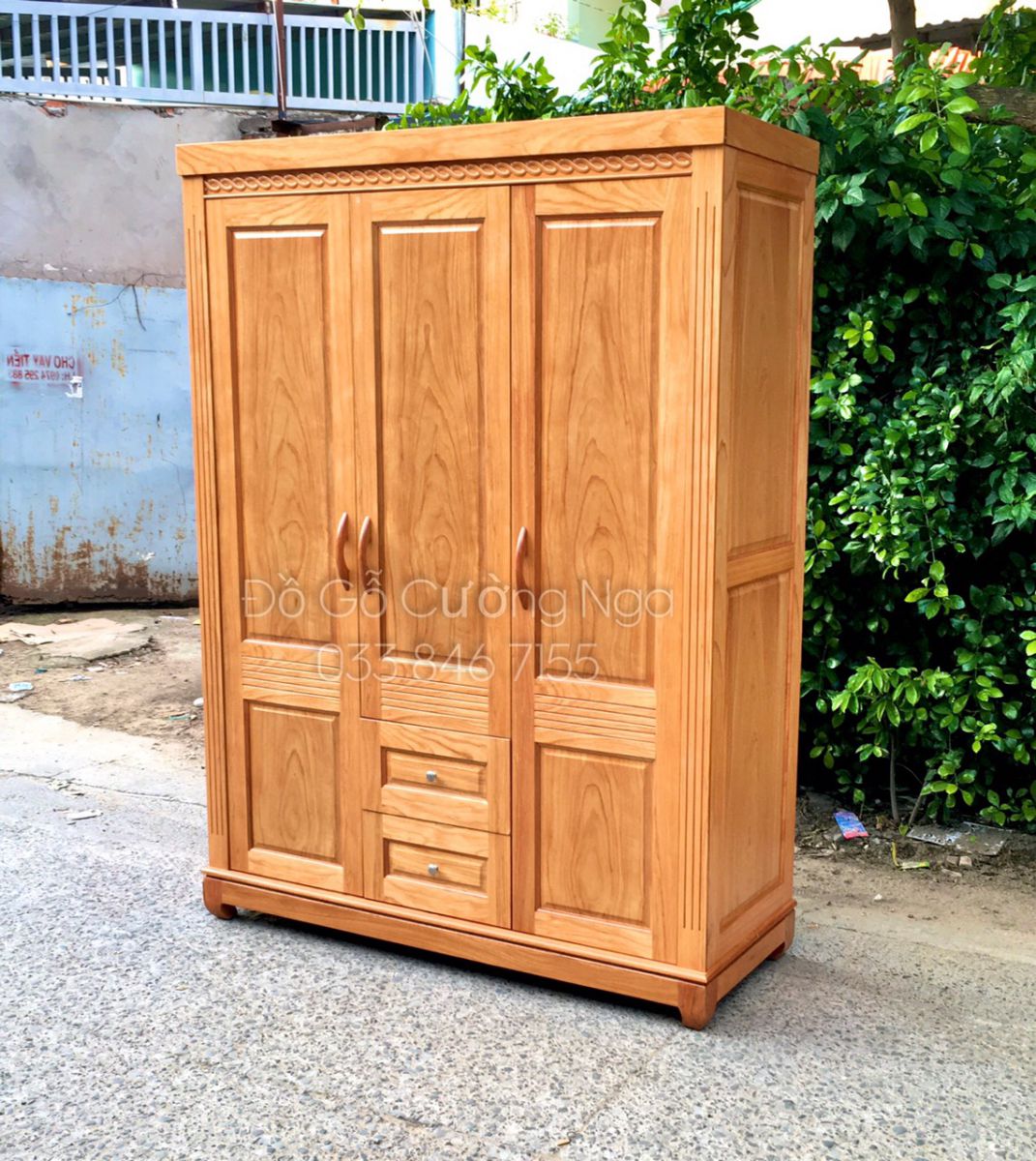 Tủ áo gỗ Gõ Đỏ 3 cánh mẫu trơn 