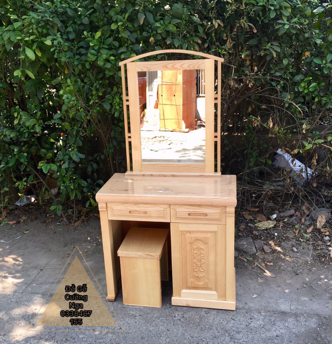 bàn trang điểm gỗ sồi 