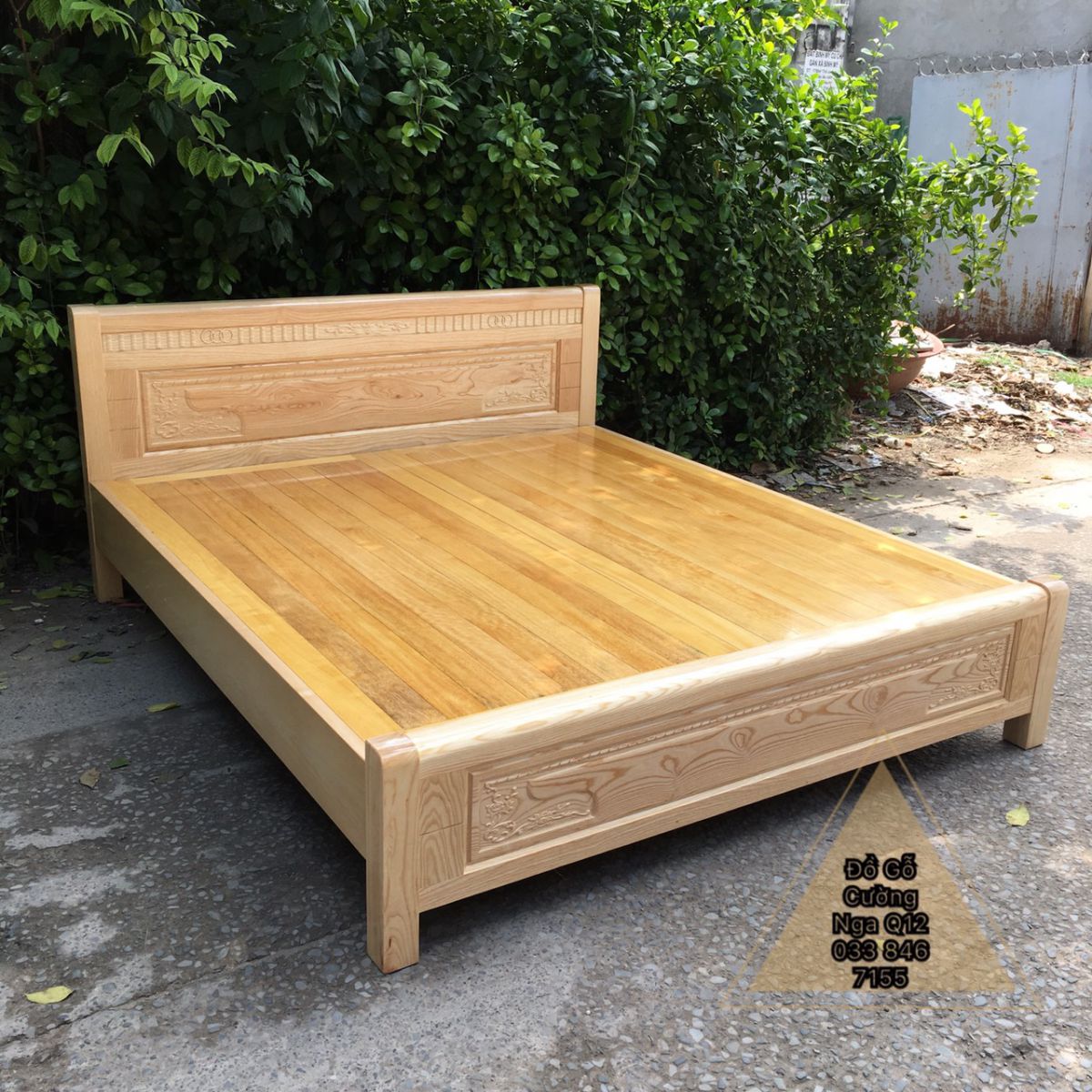 giường gỗ sồi 